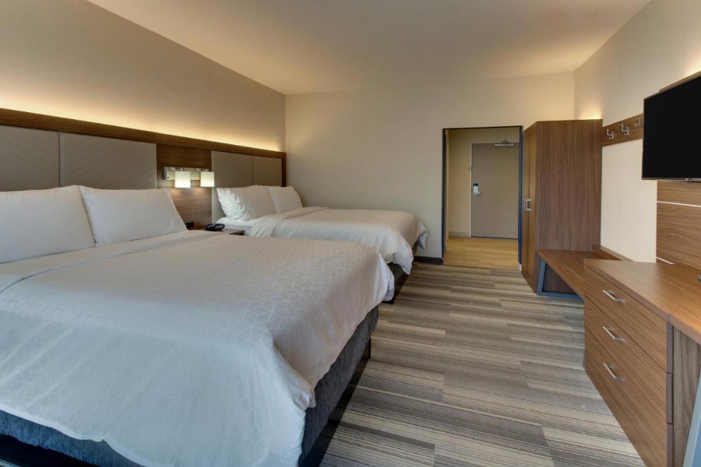 Room image 2