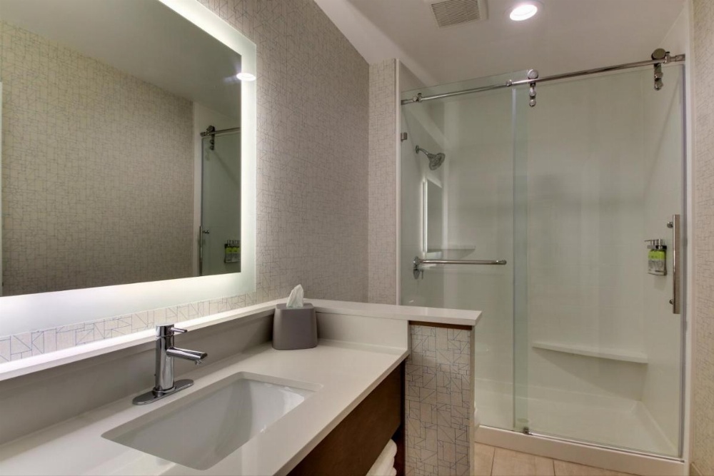 Executive King Room - Hearing Accessible - Non-Smoking