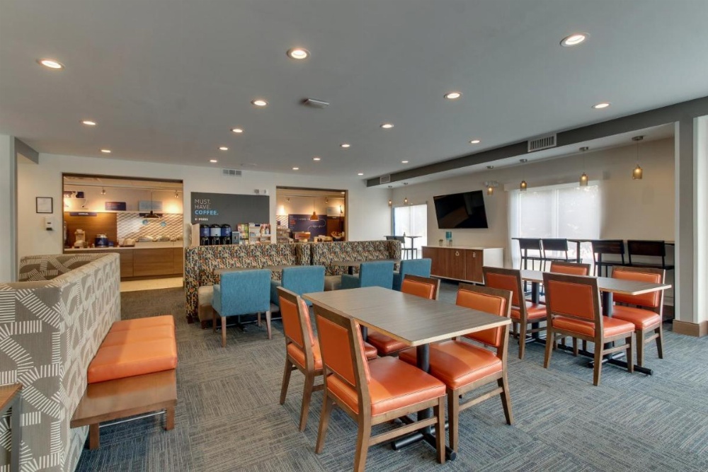 Holiday Inn Express & Suites Ithaca